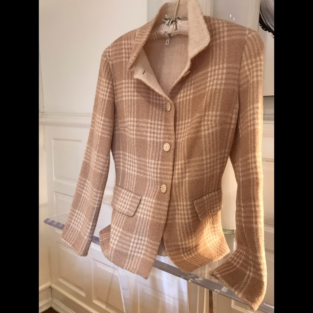 ESCADA BLAZER